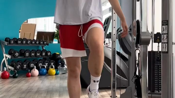 大学生篮球社团如何引入智能情感技术_1